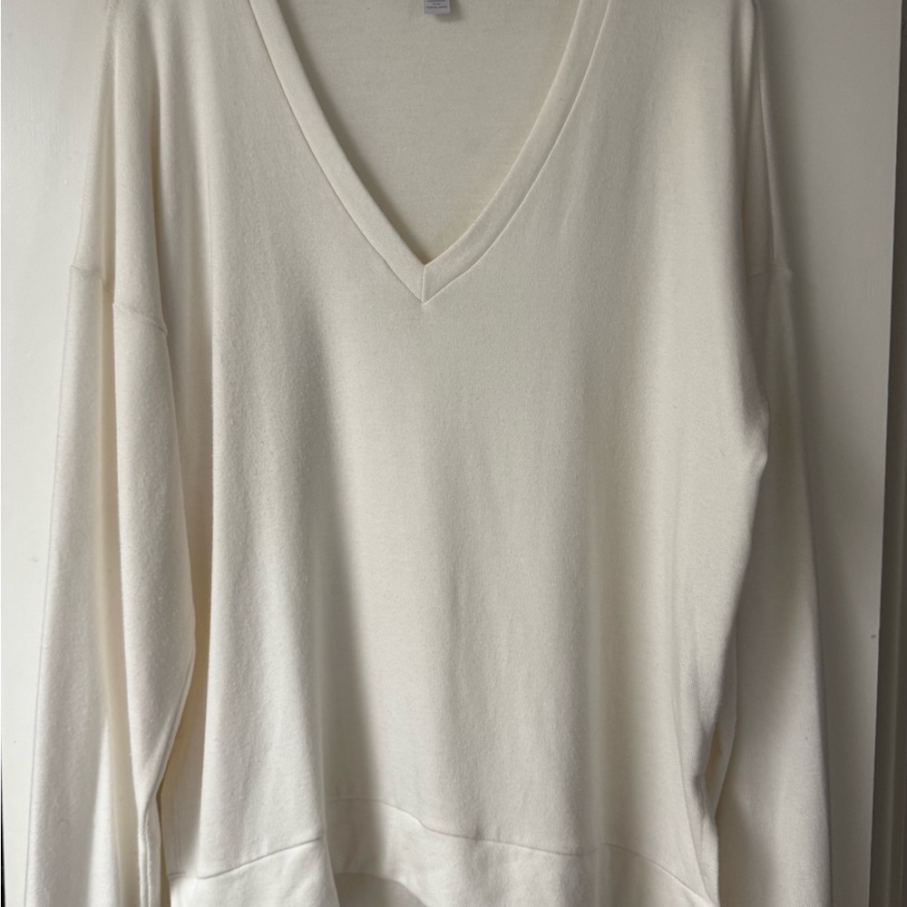 Beyond Yoga Cream V-Neck Long Sleeve